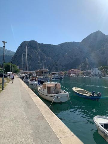 Sea View Panorama Apartment L Omiš Εξωτερικό φωτογραφία